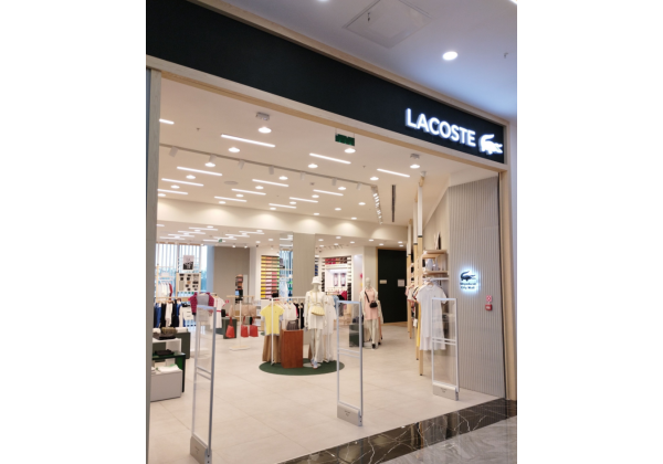 Сеть магазинов Lacoste