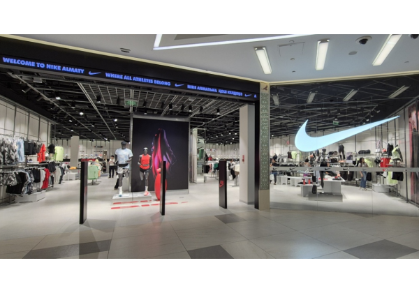 Сеть магазинов NIKE