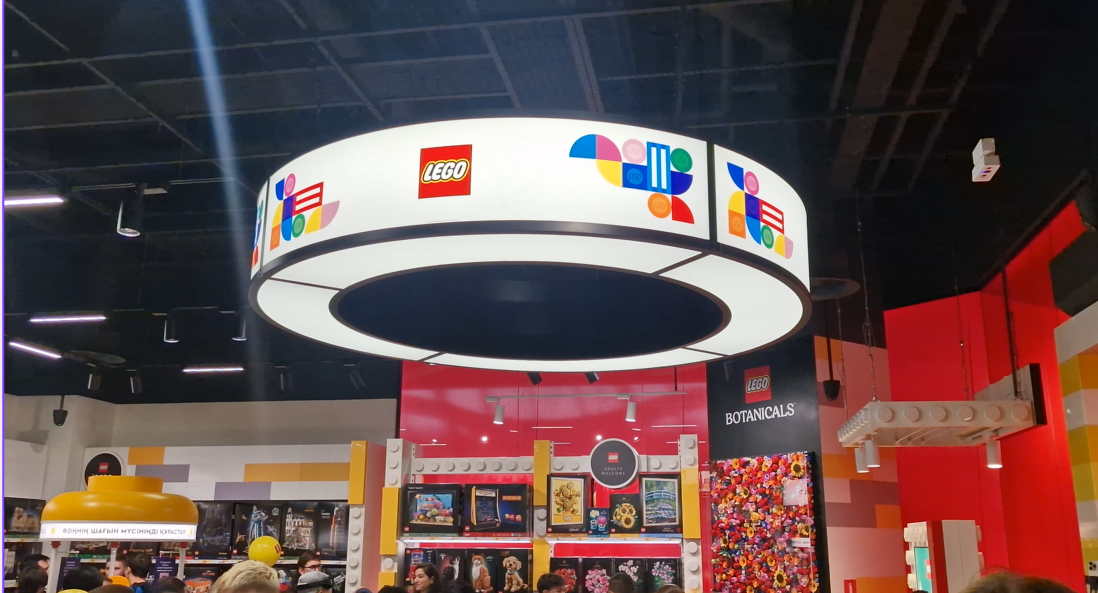 Открытие магазина LEGO
